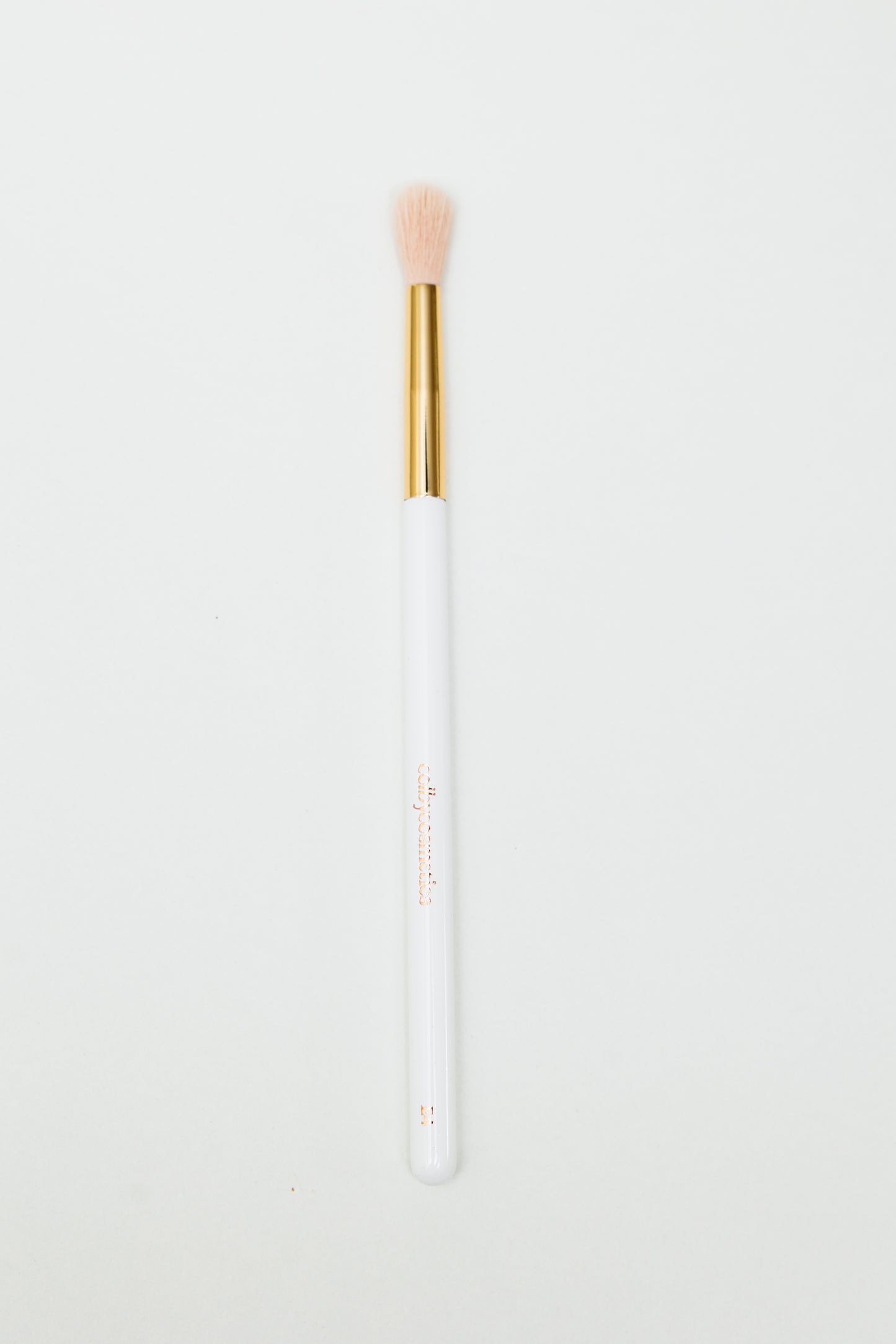 E4 Soft Crease Brush
